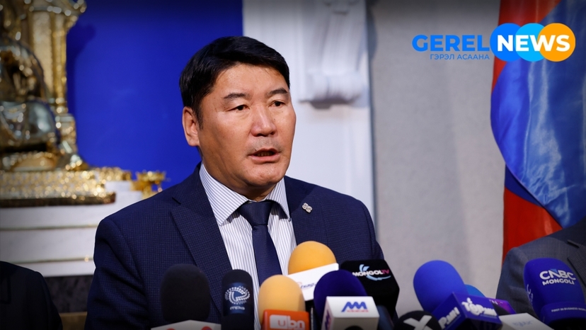 Г.Ганбаатар: Нэг иргэнд 835 мянга орчим төгрөг ногдох байтал үүгээр хулгайн төслүүдээ санхүүжүүлэх гэж байна